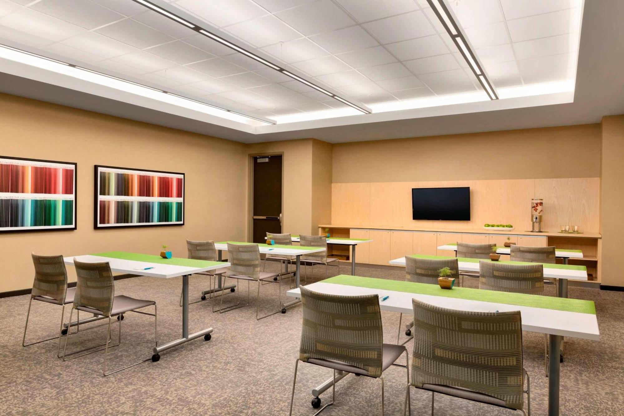 Aloft Dallas Love Field Екстериор снимка