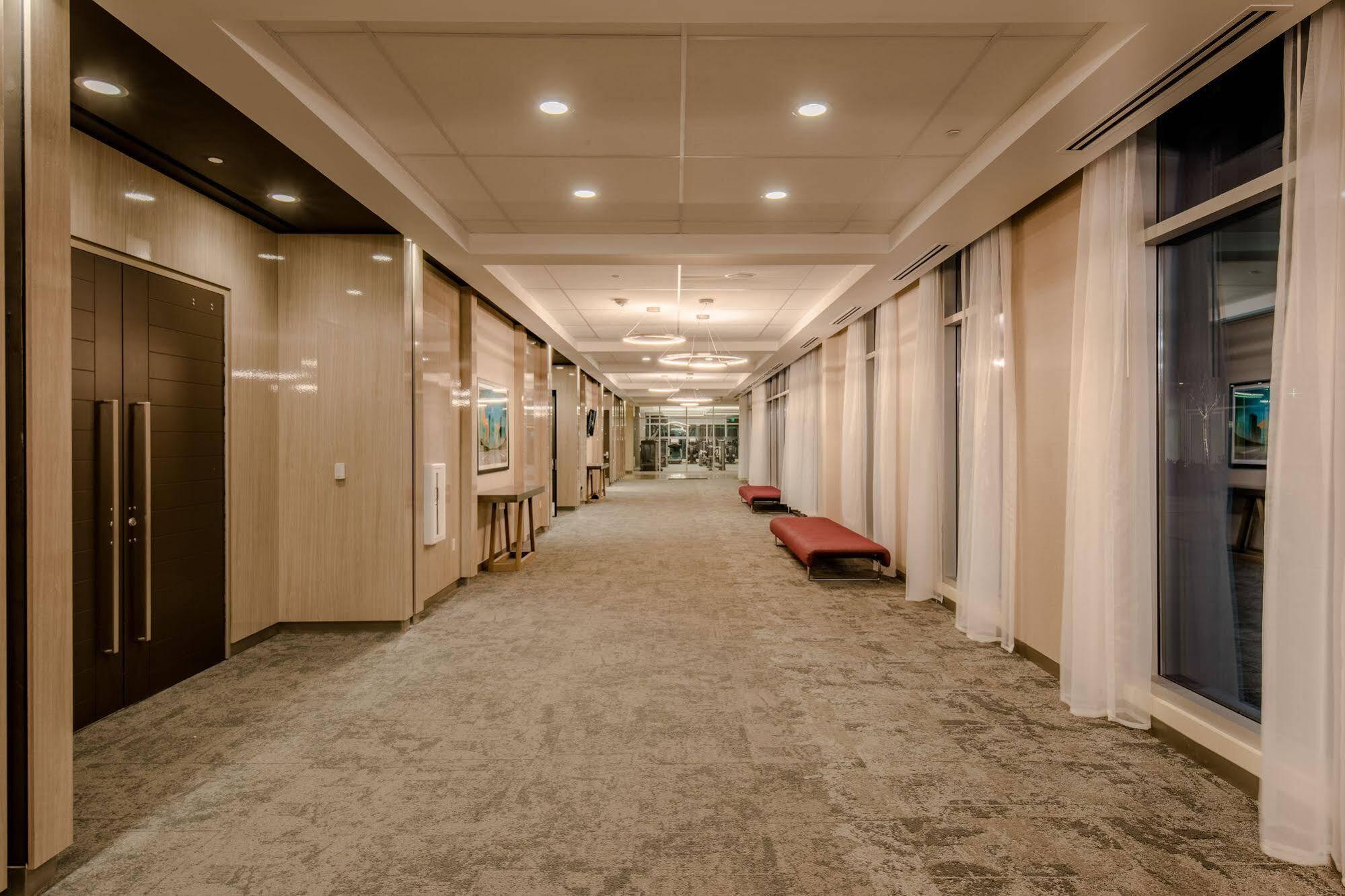 Aloft Dallas Love Field Екстериор снимка